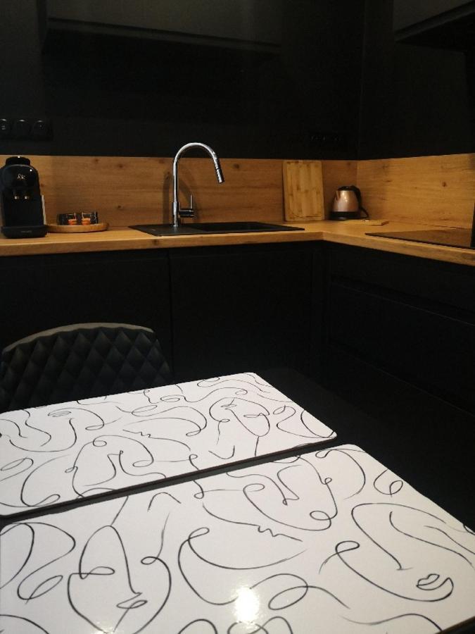 Studio Moderne, Place Parking Prive, Emplacement Ideal A 100 M Du Lac. Annecy Luaran gambar