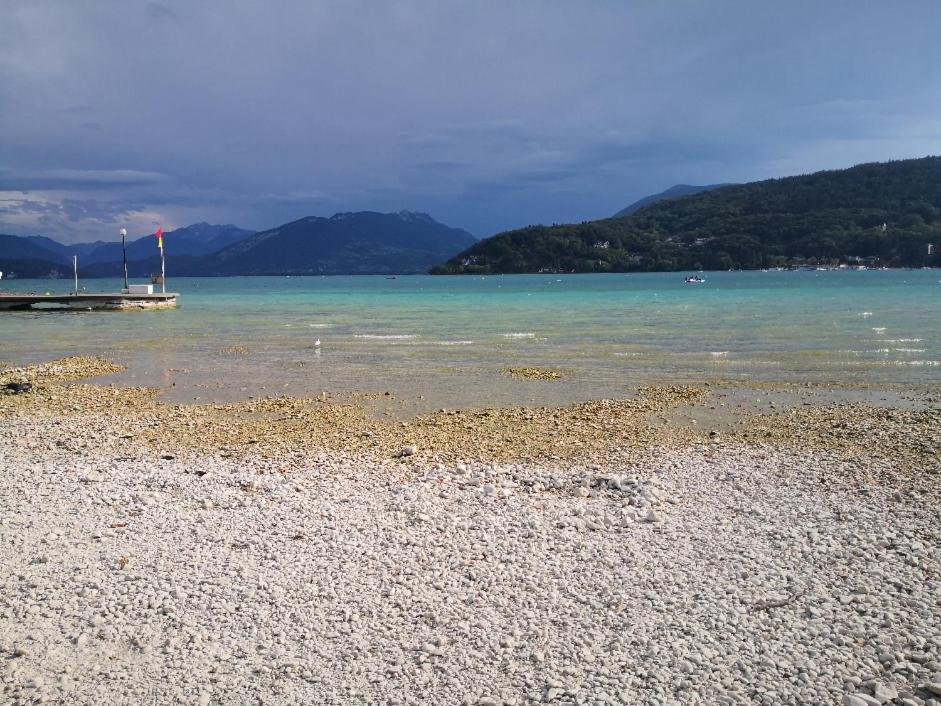 Studio Moderne, Place Parking Prive, Emplacement Ideal A 100 M Du Lac. Annecy Luaran gambar